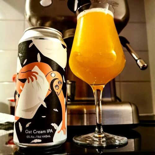 Tallboy and Moose Pillow Fight Oat Cream IPA⠀