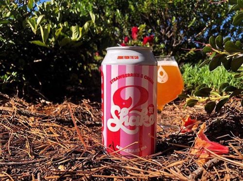 3 Ravens Strawberries & Cream Milkshake IPA⠀